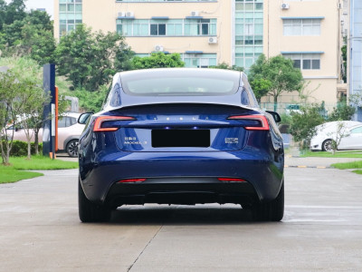 Tesla Model 3  Фото №5